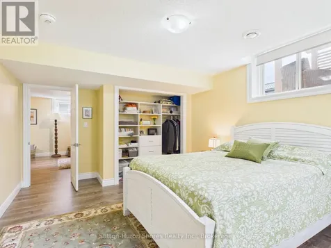 404 Devonshire Road Saugeen Shores ON N0H 2C3