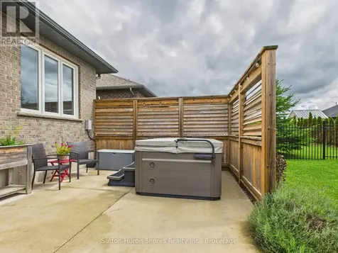 404 Devonshire Road Saugeen Shores ON N0H 2C3