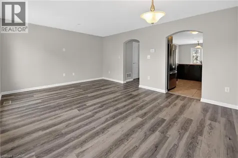 7 Hepworth Crescent Ancaster ON L9K 0C4