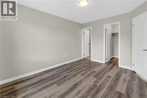 7 Hepworth Crescent Ancaster ON L9K 0C4