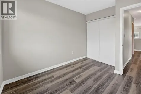 7 Hepworth Crescent Ancaster ON L9K 0C4