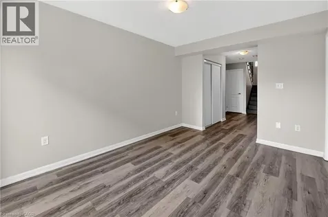 7 Hepworth Crescent Ancaster ON L9K 0C4