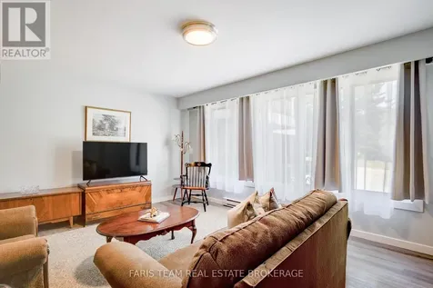 52 Old Scotia Place Oro-medonte ON L3V 0R7
