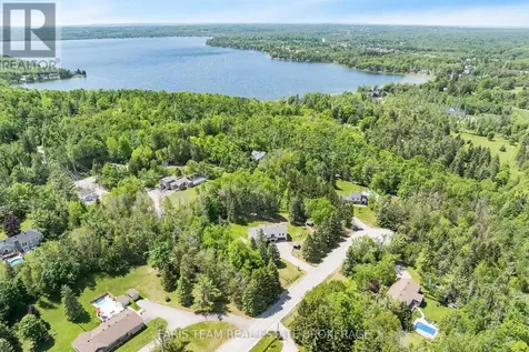 52 Old Scotia Place Oro-medonte ON L3V 0R7
