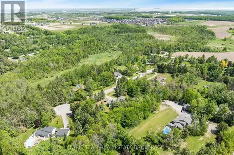 52 Old Scotia Place Oro-medonte ON L3V 0R7