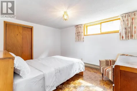 29 Lorrie Crescent Tiny ON L0L 2T0