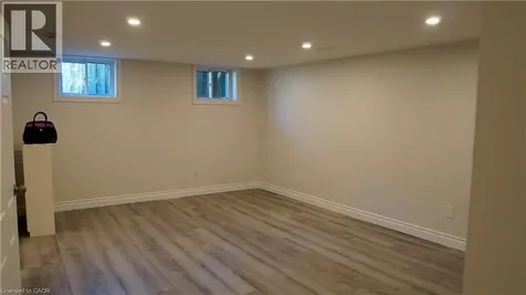 12 Cecilia Court Hamilton ON L8T 2E9