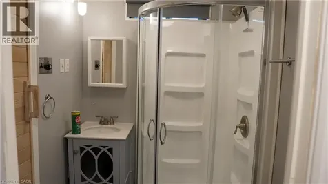 12 Cecilia Court Hamilton ON L8T 2E9