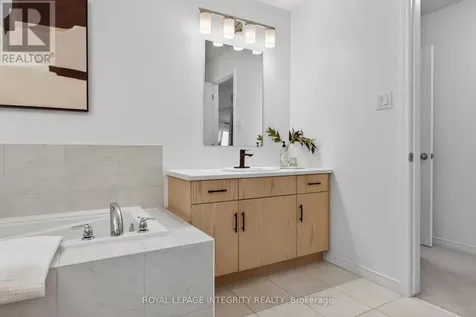 357 Cope Drive Ottawa ON K2V 0P7