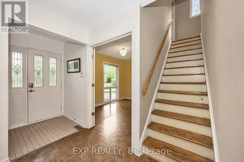 14 Carr Crescent Ottawa ON K2K 1K4