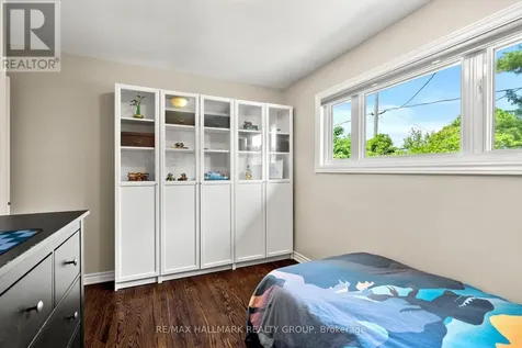 767 Adams Avenue Ottawa ON K1G 2Y1