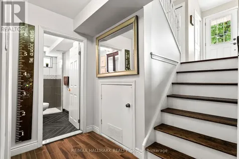 767 Adams Avenue Ottawa ON K1G 2Y1