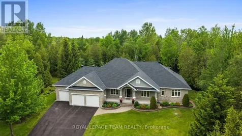 6152 Knights Drive Ottawa ON K4M 0A2