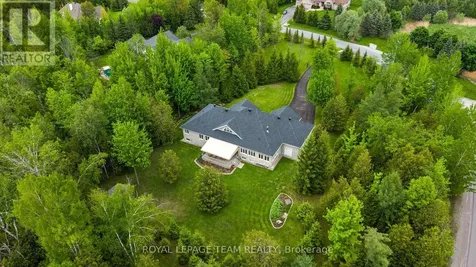 6152 Knights Drive Ottawa ON K4M 0A2
