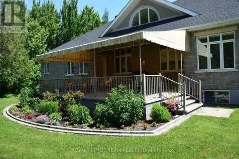 6152 Knights Drive Ottawa ON K4M 0A2
