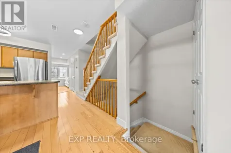 57 Steele Park Private Ottawa ON K1J 0J2