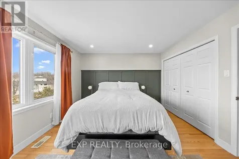 57 Steele Park Private Ottawa ON K1J 0J2