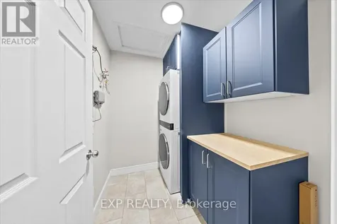 57 Steele Park Private Ottawa ON K1J 0J2