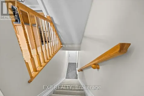 57 Steele Park Private Ottawa ON K1J 0J2
