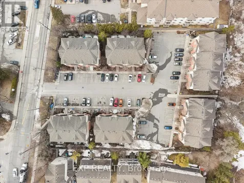 57 Steele Park Private Ottawa ON K1J 0J2