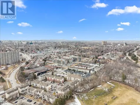 57 Steele Park Private Ottawa ON K1J 0J2