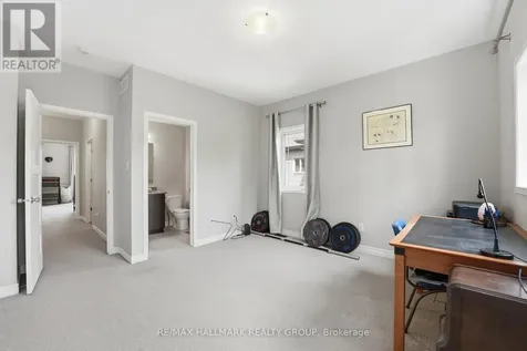 670 Danaca Private Ottawa ON K1K 2V7