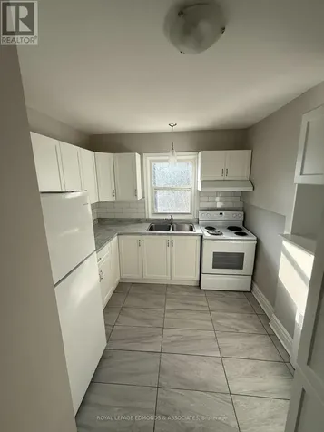 329 Richelieu Avenue Ottawa ON K1L 6J7