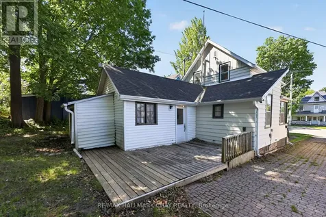 23 Maria Street Penetanguishene ON L9M 1L5