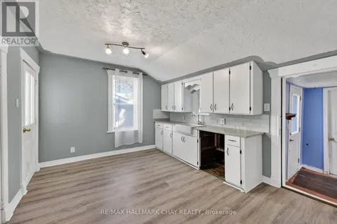 23 Maria Street Penetanguishene ON L9M 1L5