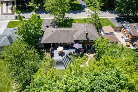 6 Gerrard Avenue Cambridge ON N3C 2R6