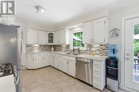 6 Gerrard Avenue Cambridge ON N3C 2R6