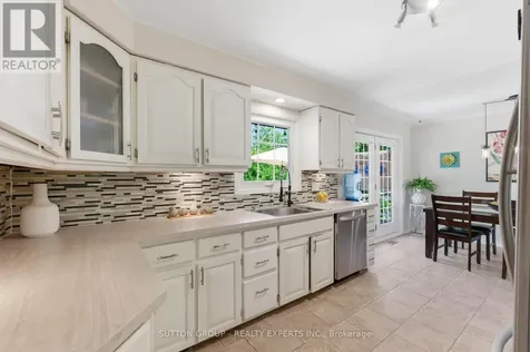 6 Gerrard Avenue Cambridge ON N3C 2R6