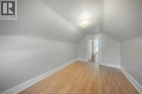 2404 Howard Avenue Windsor ON N8T 2M1