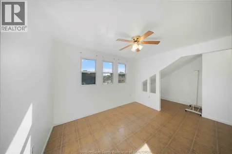 2404 Howard Avenue Windsor ON N8T 2M1