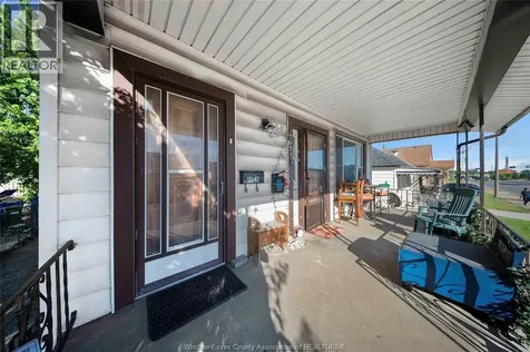 2404 Howard Avenue Windsor ON N8T 2M1