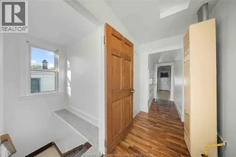 2404 Howard Avenue Windsor ON N8T 2M1