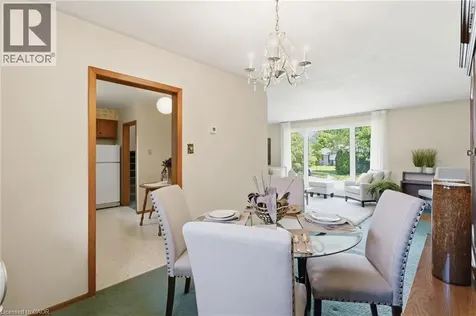 4 Bradley Place Kitchener ON N2A 2B3