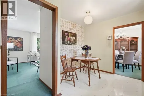 4 Bradley Place Kitchener ON N2A 2B3