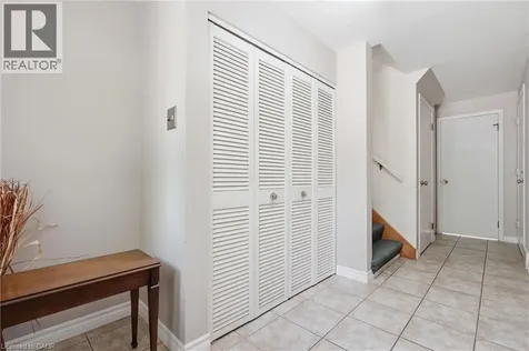 4 Bradley Place Kitchener ON N2A 2B3