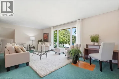 4 Bradley Place Kitchener ON N2A 2B3