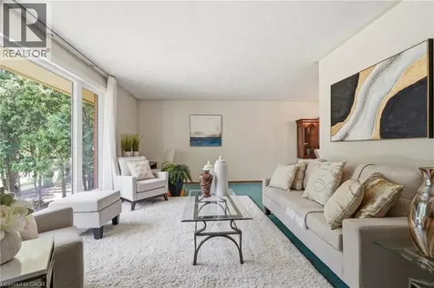 4 Bradley Place Kitchener ON N2A 2B3