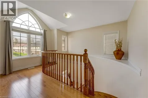 667 Linden Drive Cambridge ON N3H 0B6