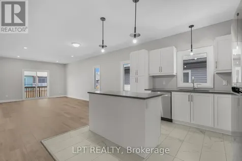 978 Katia Street The Nation ON K0A 2M0