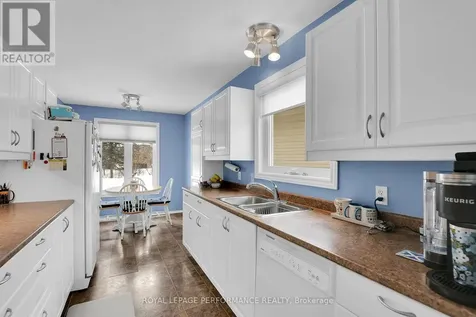 43 Waterview Court Ottawa ON K1V 0H5