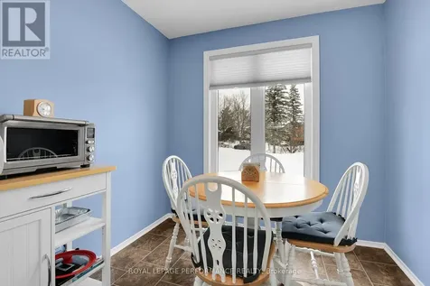 43 Waterview Court Ottawa ON K1V 0H5