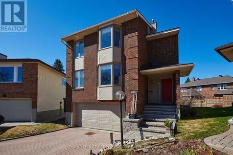 43 Waterview Court Ottawa ON K1V 0H5