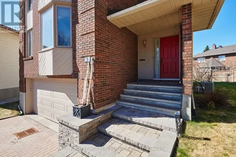 43 Waterview Court Ottawa ON K1V 0H5