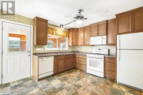 20 Coolbrook Crescent Ottawa ON K0A 3P0
