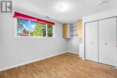 20 Coolbrook Crescent Ottawa ON K0A 3P0