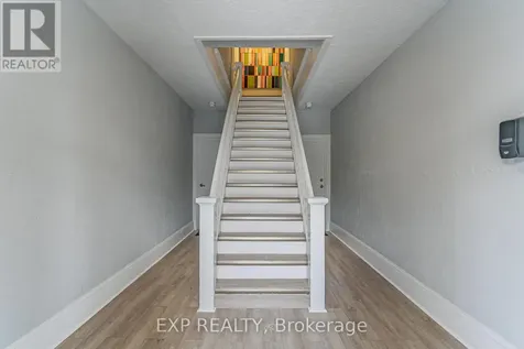 52 St Andrew Street Ottawa ON K1N 5E9